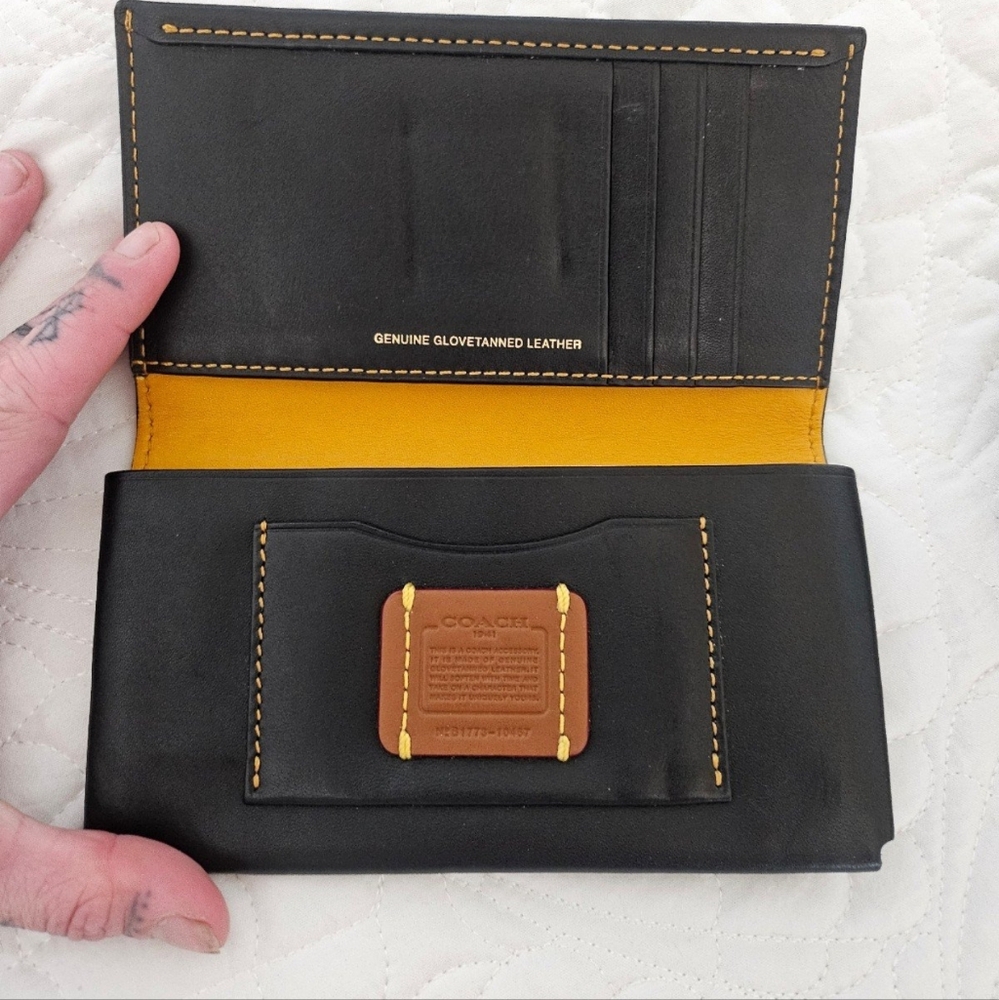 Coach nasa wallet
